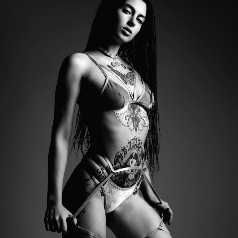 Greek tattoo model in nudes and group-sex pics and video (1090 pics – 198 videos)(updated)
