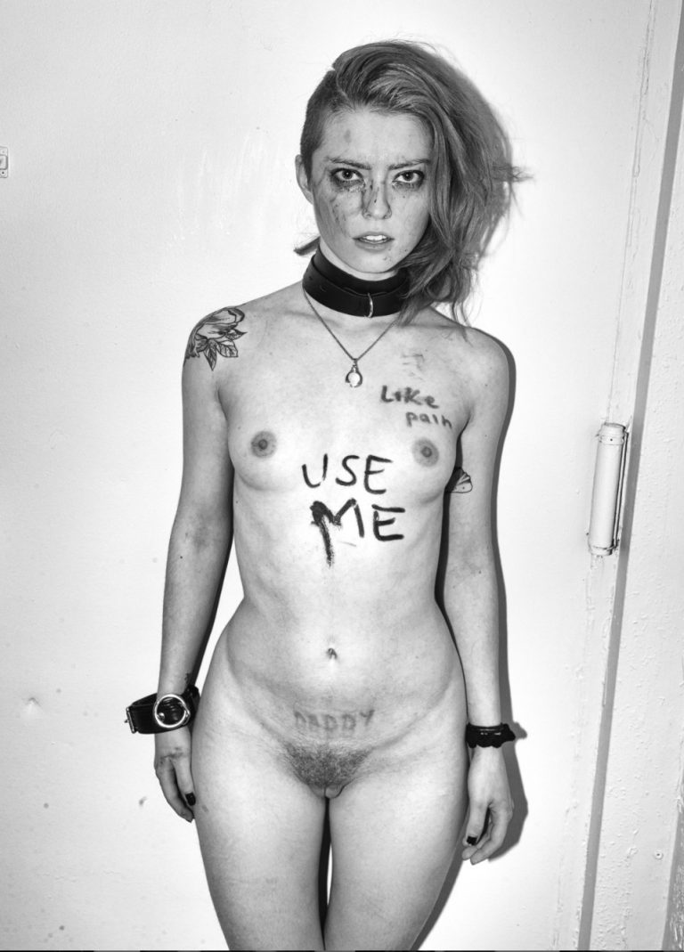 Hippie tattoo model in explicit nudes and sex videos (Megapack)